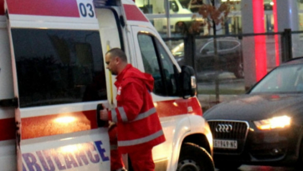 UDES U NOVOM SADU SA TRAGIČNIM EPILOGOM Muškarcu pozlilo usred vožnje, ekipa Hitne pomoći učinila sve da ga spasi